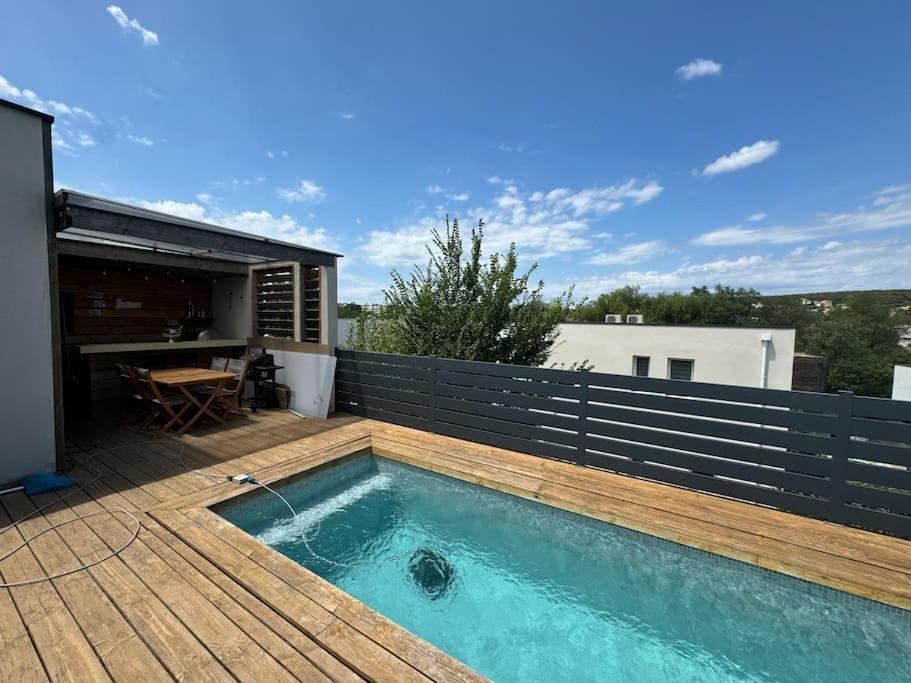 Luxury Villa With Pool And View Juvignac Exterior foto